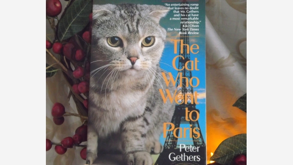 Book - The Cat Who Went to Paris - Paperback