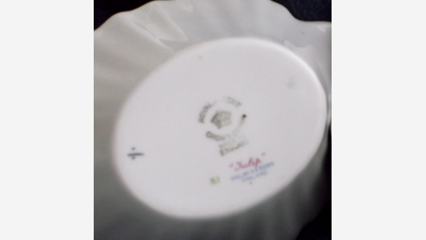Fine-Bone China Dishes