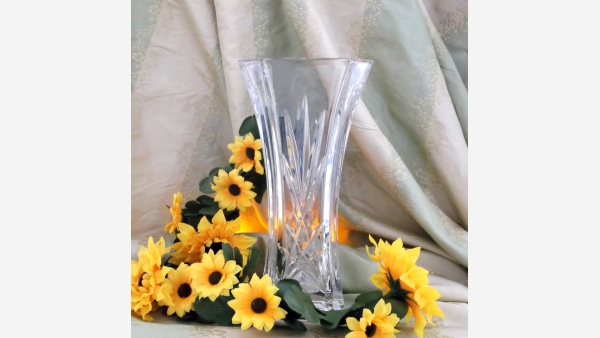 home-treasures.com - Waterford Crystal Vase - A Fine Gift! - Free Shipping!