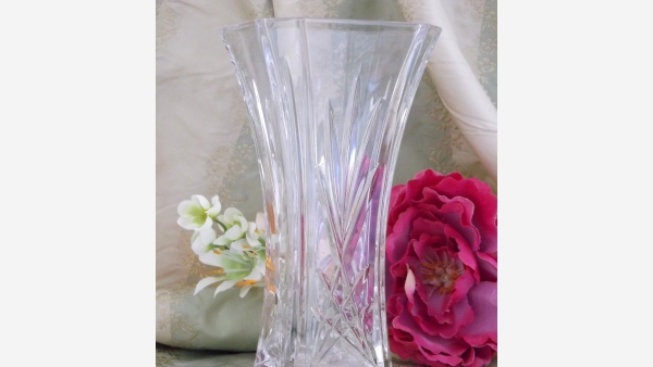home-treasures.com - Waterford Crystal Vase - A Fine Gift! - Free Shipping!