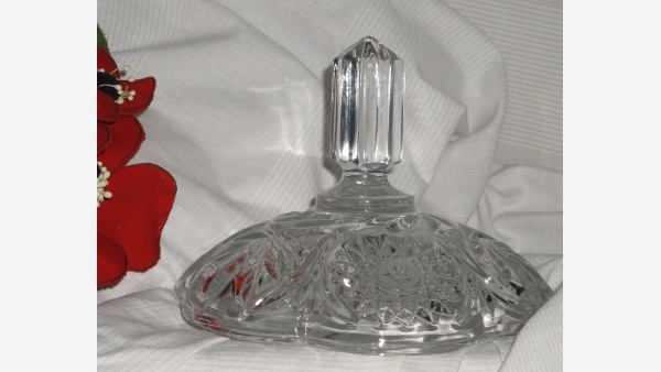 Crystal Footed Candy Dish and Lid - Gift Quality