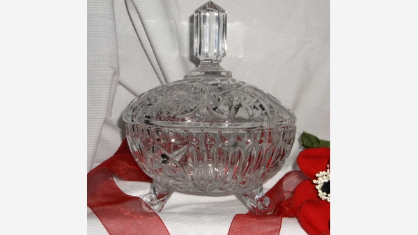 Crystal Footed Candy Dish and Lid - Gift Quality
