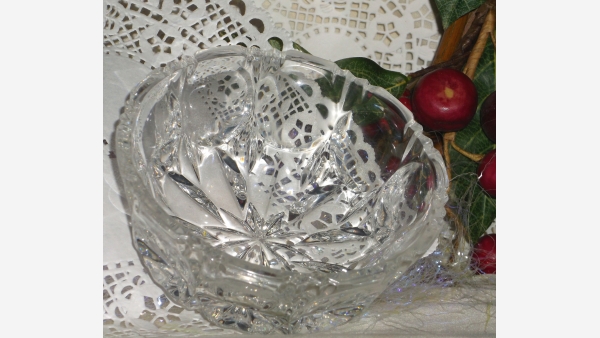 Set of Three Unique-Pattern Crystal Serving Bowls