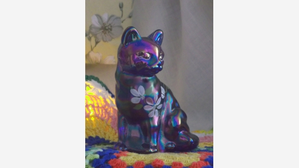Fenton "Sitting Pretty Cat" Glass Figurine - Hand-painted