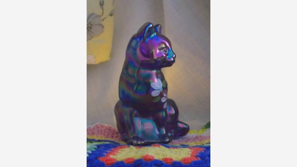 Fenton "Sitting Pretty Cat" Glass Figurine - Hand-painted