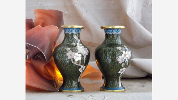 home-treasures.com - Pair Cloisonne Oriental Vases - Free Shipping!