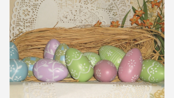 Set of Pastel Decorative Easter Eggs - Original Box Included