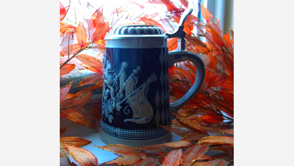 home-treasures.com - German Stein with Hinged Lid - Free Shipping!