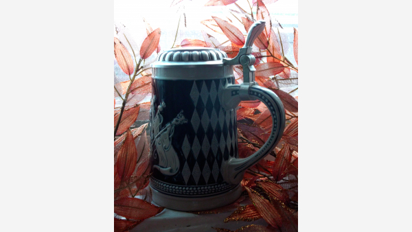 home-treasures.com - German Stein with Hinged Lid - Free Shipping!