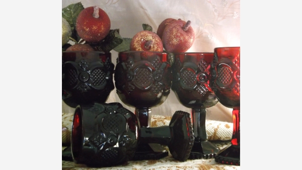 home-treasures.com - Avon Vintage Goblets - Set of 6 - Free Shipping!