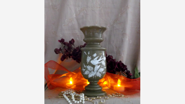 home-treasures.com - Bristol Glass Vase - Free Shipping!