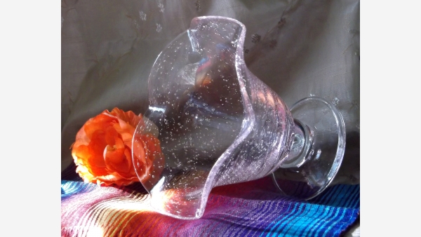 home-treasures.com - Pale Pink Art-Glass Compote - Free Shipping!