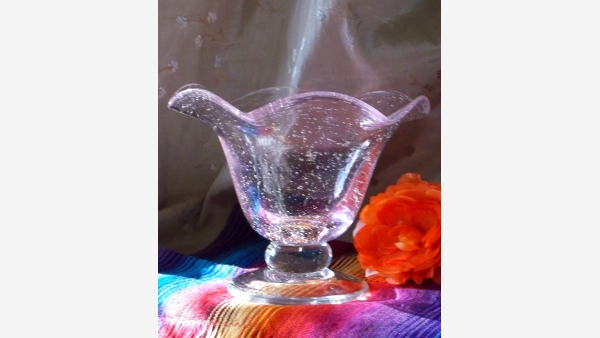 home-treasures.com - Pale Pink Art-Glass Compote - Free Shipping!