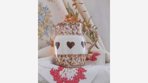 Cottage-Style Roseville Spongeware Pitcher - Free Shipping!