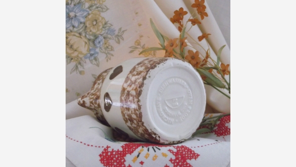 Cottage-Style Roseville Spongeware Pitcher - Free Shipping!