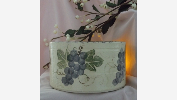 Cottage-style Country Crock - Grapevine Design