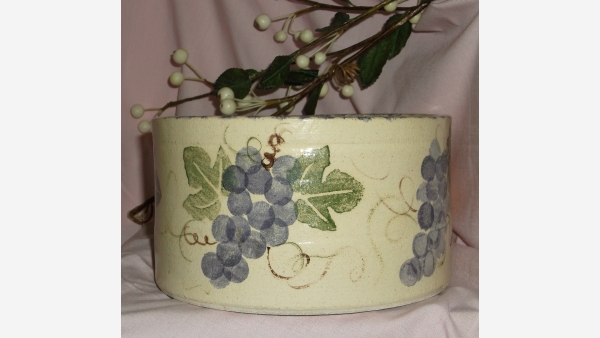 Cottage-style Country Crock - Grapevine Design