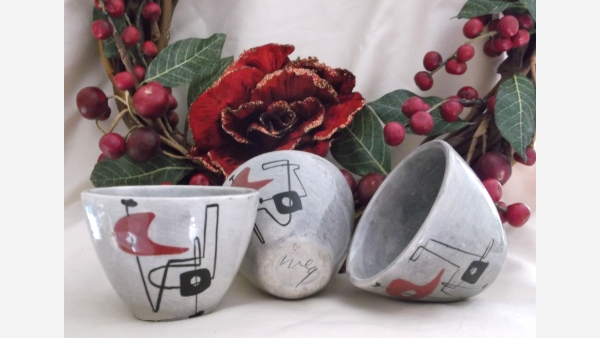 home-treasures.com - WEG Pottery Cups - Set of 3 - Free Shipping!