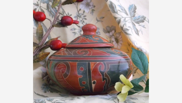 Handcrafted Nicaraguan Pottery - Warm Tones and Rich Patterns - Free Shipping!