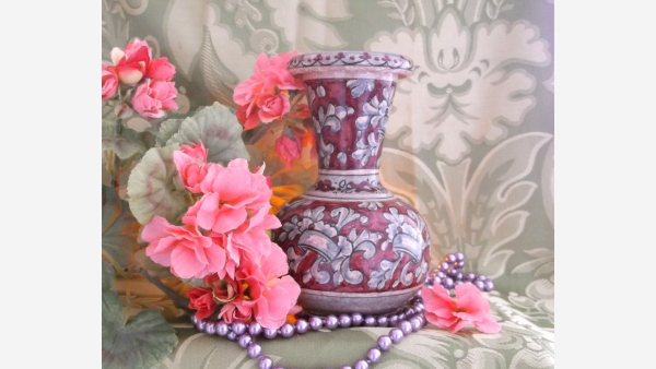home-treasures.com - Italian Hand-painted Vase - Free Shipping!