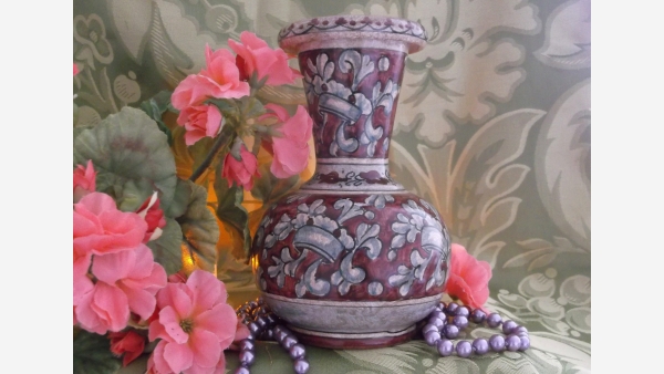 home-treasures.com - Italian Hand-painted Vase - Free Shipping!