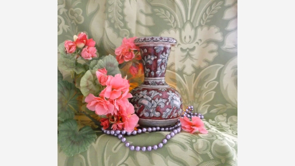 home-treasures.com - Italian Hand-painted Vase - Free Shipping!