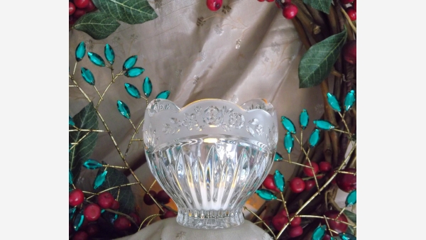 home-treasures.com - Crystal Frosted-Rim Votive - Free Shipping!