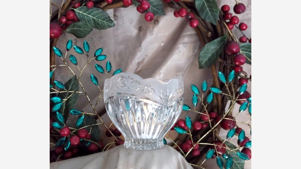 home-treasures.com - Crystal Frosted-Rim Votive - Free Shipping!