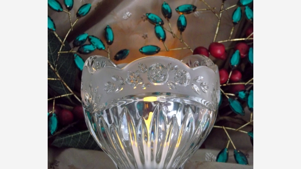 home-treasures.com - Crystal Frosted-Rim Votive - Free Shipping!
