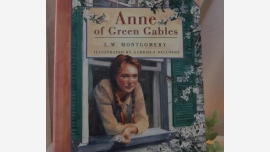 "Anne of Green Gables" - Hardcover Gift Book - Illustrated