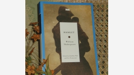 home-treasures.com Book Hamlet Shakespeare - Paperback Boojk - Hamlet - Shakespeare - Quality Paperback
