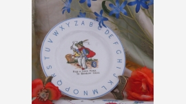 home-treasures.com Storybook Fine Bone China Plate - England Fine-bone China Collectible Plate - Made in England - Free Shipping!