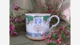 home-treasures.com - Buckingham Palace Collectible Mug - A Lovely Gift!