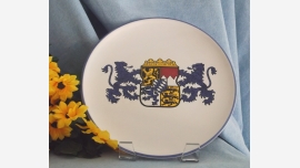 home-treasures.com - Glazed Decorative Regal Plate - Rampant Lions Decorative Regal Glazed Plate - Vogt Keramik Rosenheim - Free Shipping!