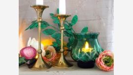 home-treasures.com - Czech Glass and Brass Candlesticks - Free Shipping! home-treasures.com - Czech Glass Votive and Brass Candlesticks