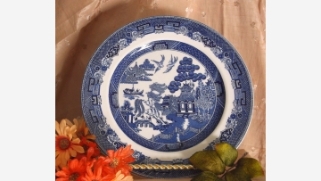 "Willow" Plates (Set 4) - Classic Oriental Design - Free Shipping!