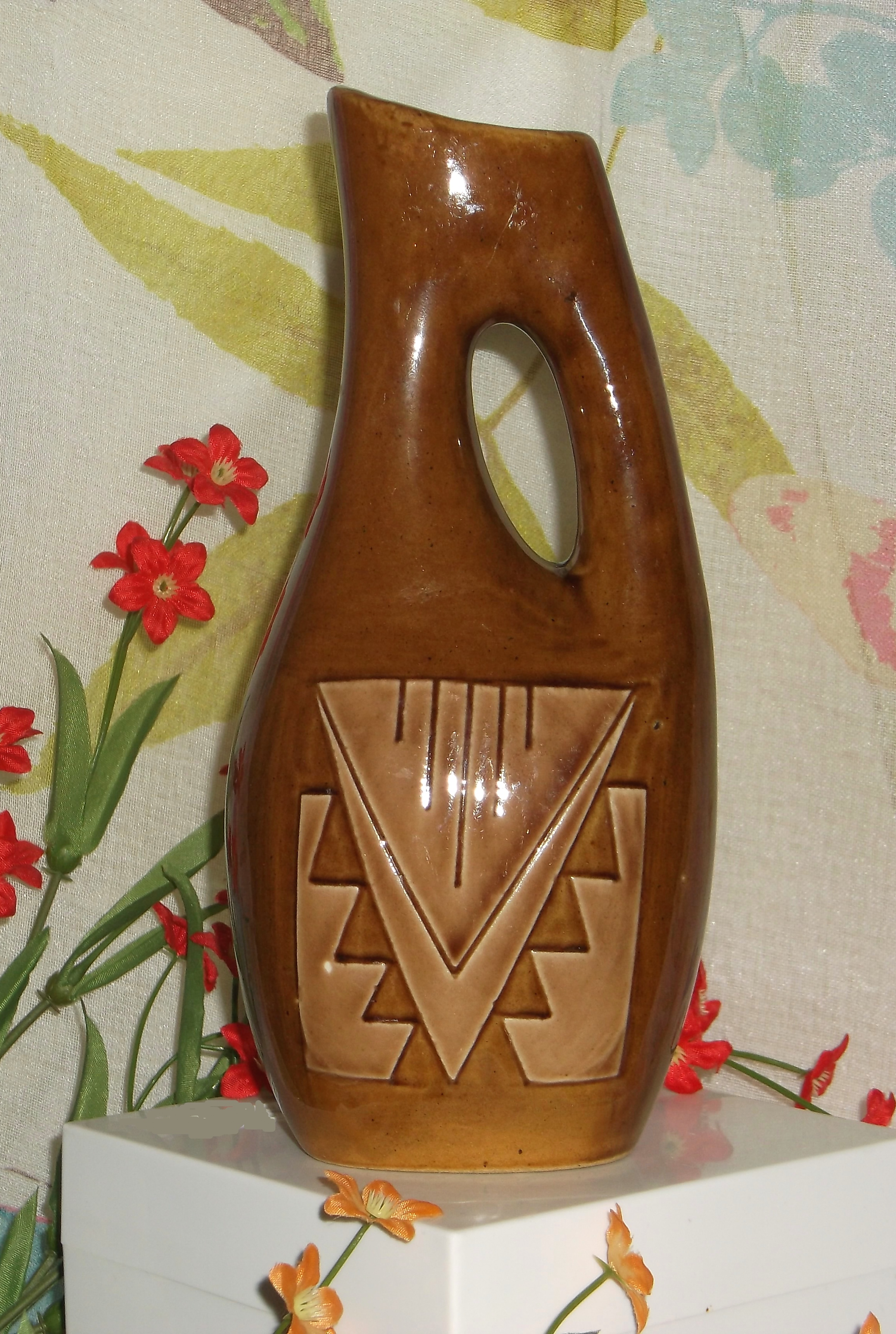 Vintage Sioux Pottery Small Vase Swift Eagle Pottery Native American Sioux Indian Rapid City South Dakota